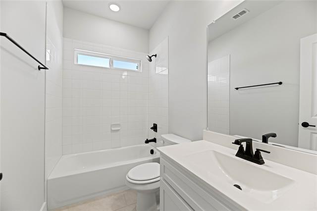 Building Photo - 6104 Lake Brook Dr