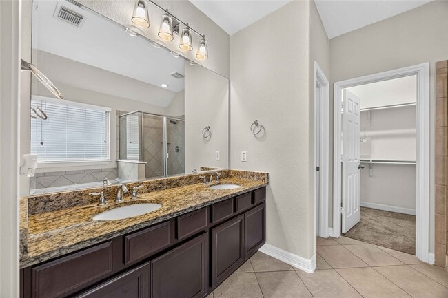 Building Photo - 28907 Crested Butte Dr