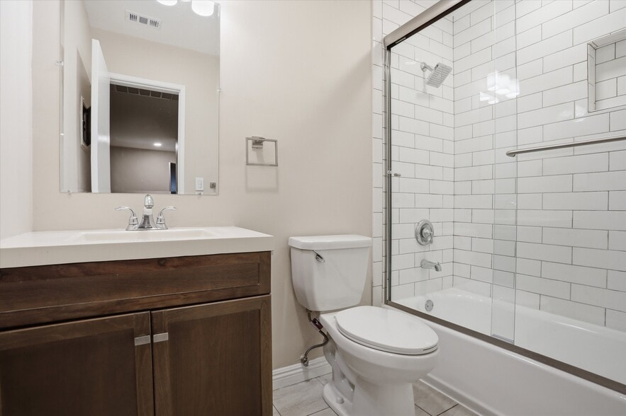 Building Photo - 840 Bonita Ave