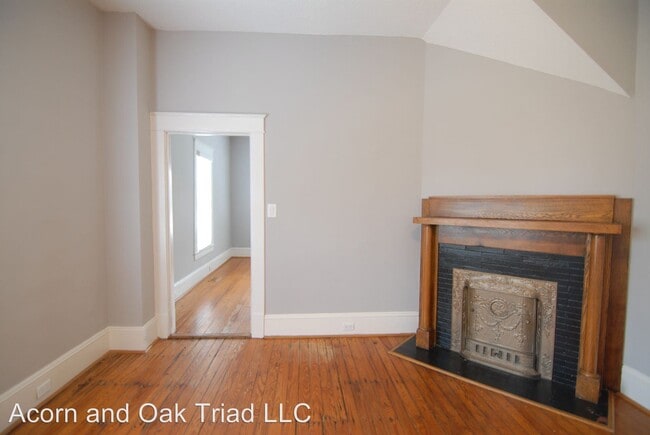 Building Photo - 3 br, 2 bath House - 625 Park Ave