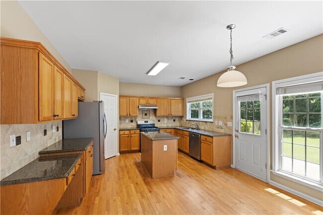 Building Photo - 5376 Amberden Hall Dr