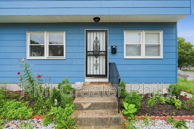 Building Photo - 1523 W Cheltenham Ave