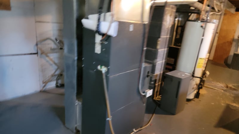 Building Photo - 10167 W Cleveland Ave