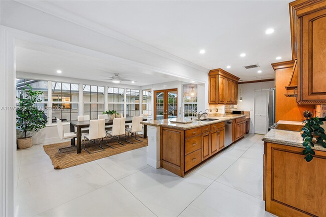 Building Photo - 4912 S Kay St