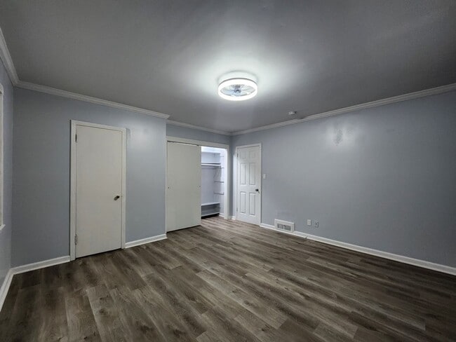 Building Photo - 2 Bedroom 2.5 Bath Home MINS FROM LENOX SQUARE MALL!