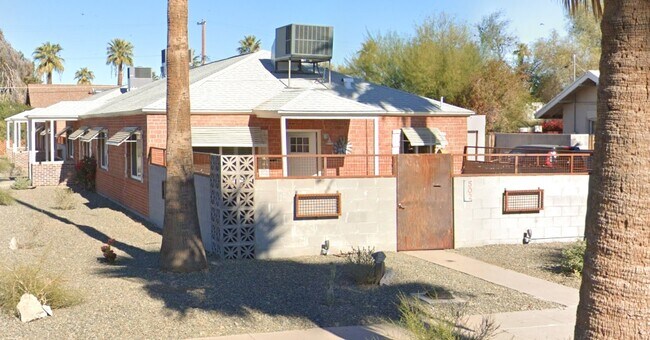 Building Photo - 1401 N 5th St