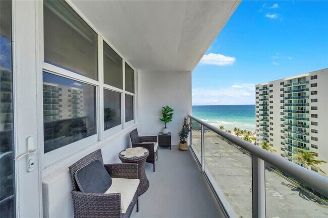Building Photo - 3725 S Ocean Dr