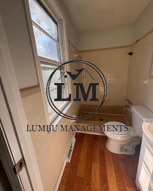 Building Photo - 1131 Stokes St