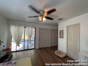 Building Photo - 5534 Merkens Dr
