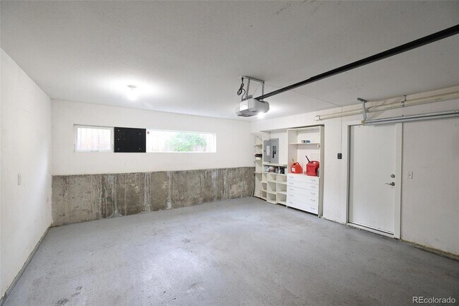 Building Photo - 1373 Knox Ct