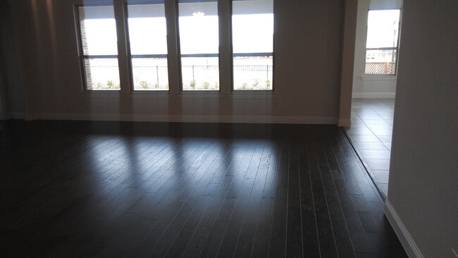Living room - 4210 Stableglen Dr