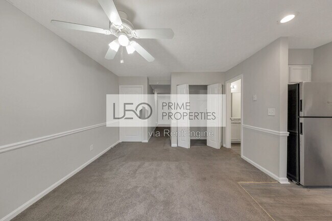 Building Photo - 1008 Huntington Trce SE