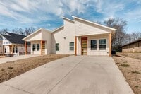 Building Photo - 709 Fuller St