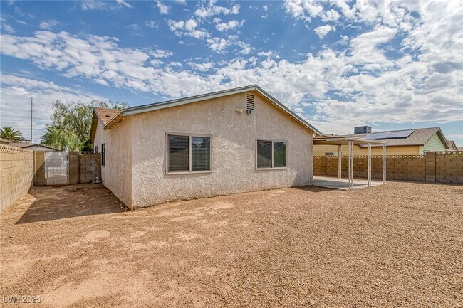 Building Photo - 6977 Pleasant View Ave