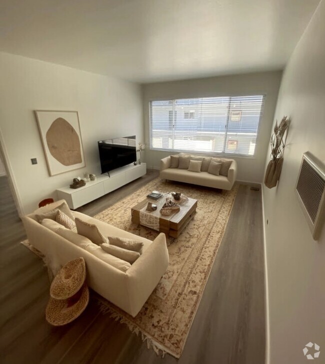 Building Photo - Advent - Bright and Spacious Two Bedroom C...