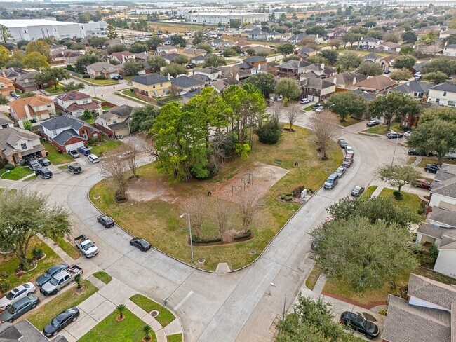 Building Photo - 21115 Hidden Bridle Ct