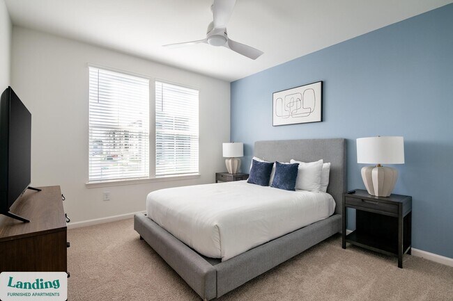 Building Photo - 100 Wilton Cir