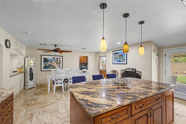 Building Photo - 3346 E Cochise Rd