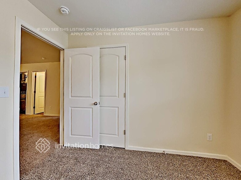 Building Photo - 4198 Clifftonville Ave SW