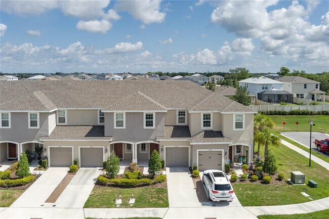Building Photo - 6344 Willowside St