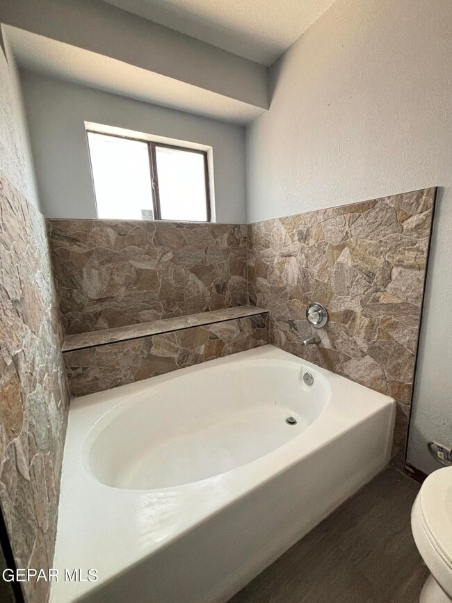 Building Photo - 10960 Ernie Banks Dr