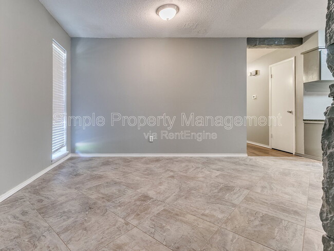 Building Photo - 3828 NW 64th St