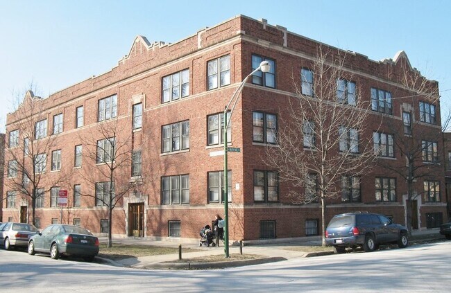 Primary Photo - 3704 N Wayne Ave