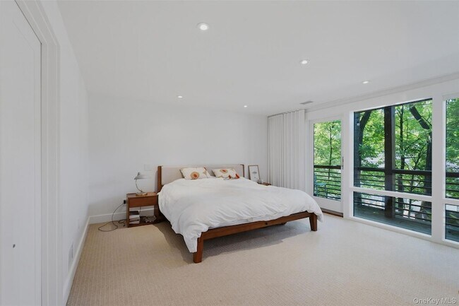 Building Photo - 28 Mallard Rise