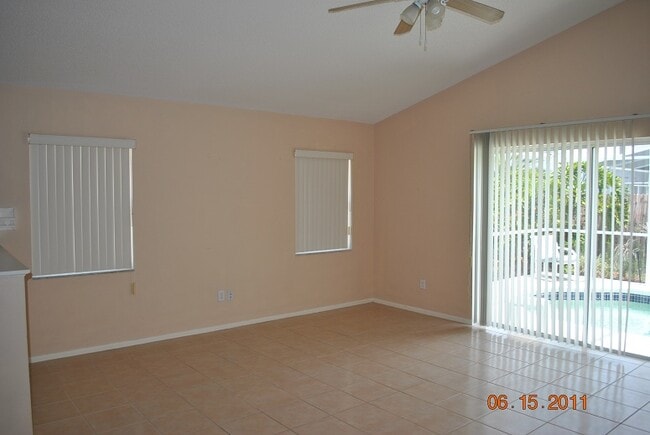 Building Photo - 128 Strait Dr