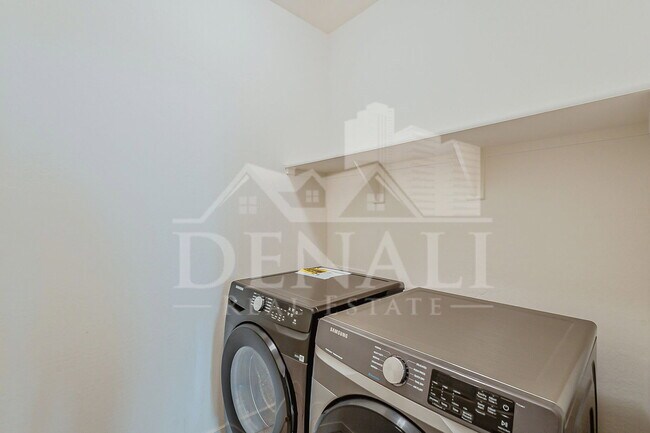 Building Photo - 10962 W Taylor St