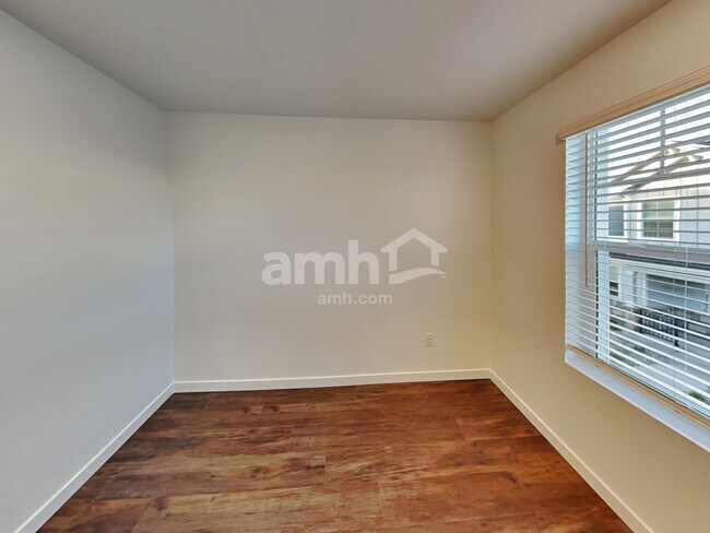 Building Photo - 23644 E 2nd Pl