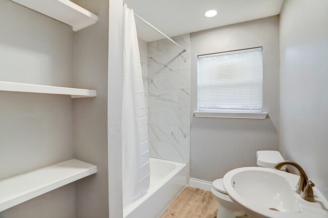 Building Photo - 6634 Granite St