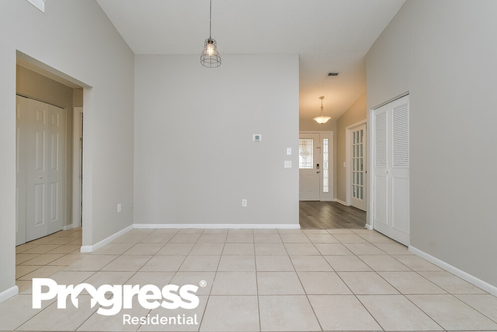 Building Photo - 7618 Summertree Ln