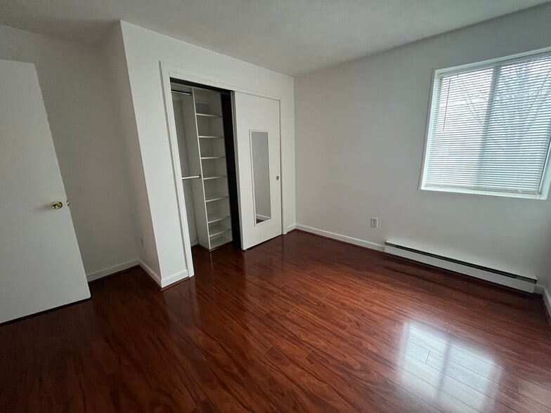 Building Photo - 48 N Emerson St