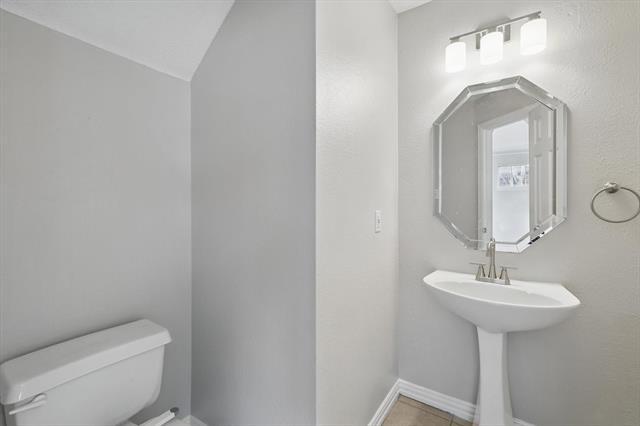 Building Photo - 14625 Windsor Ct