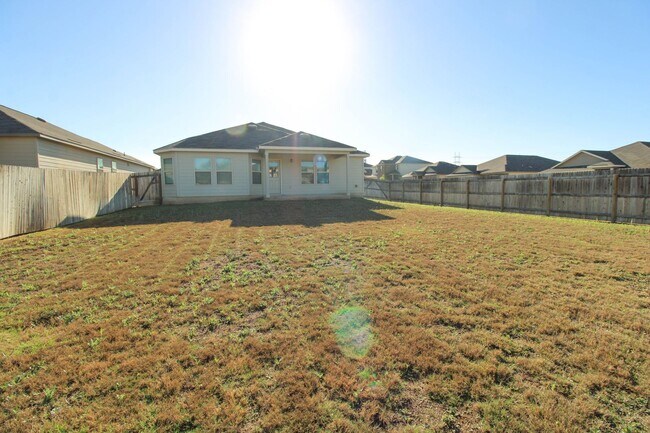 Building Photo - 7043 Diamond Vly