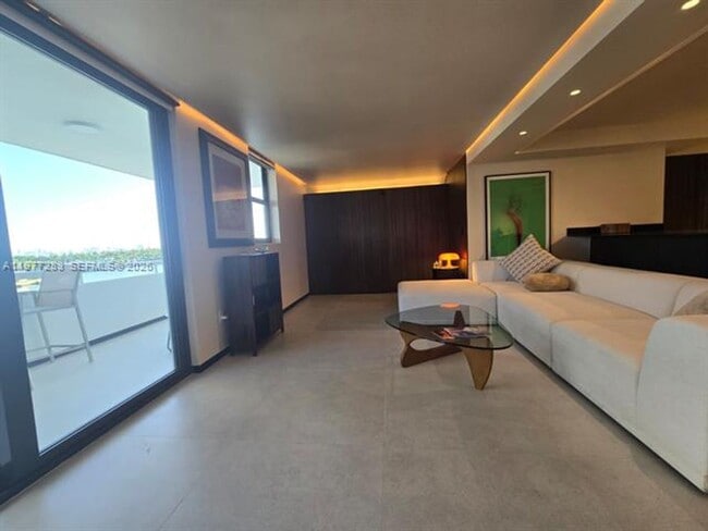 Building Photo - 6820 Indian Creek Dr