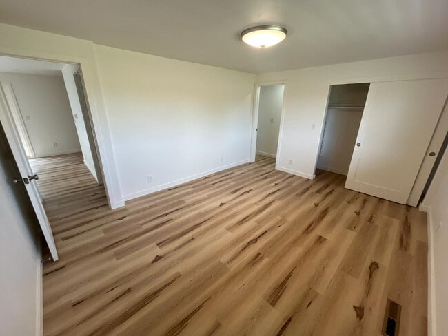 Building Photo - 229 Pennsylvania St