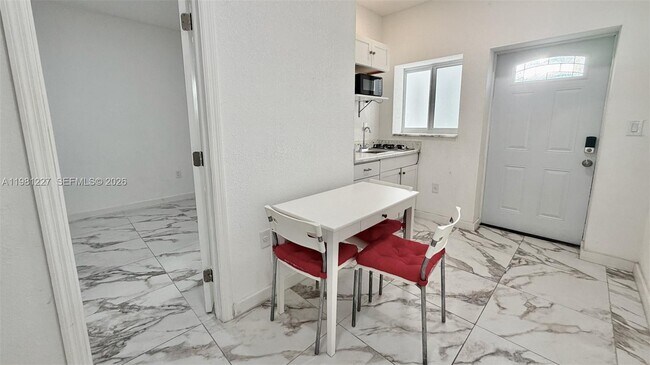 Building Photo - 12435 SW 42nd St