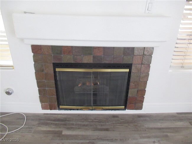 Building Photo - 5125 W Reno Ave