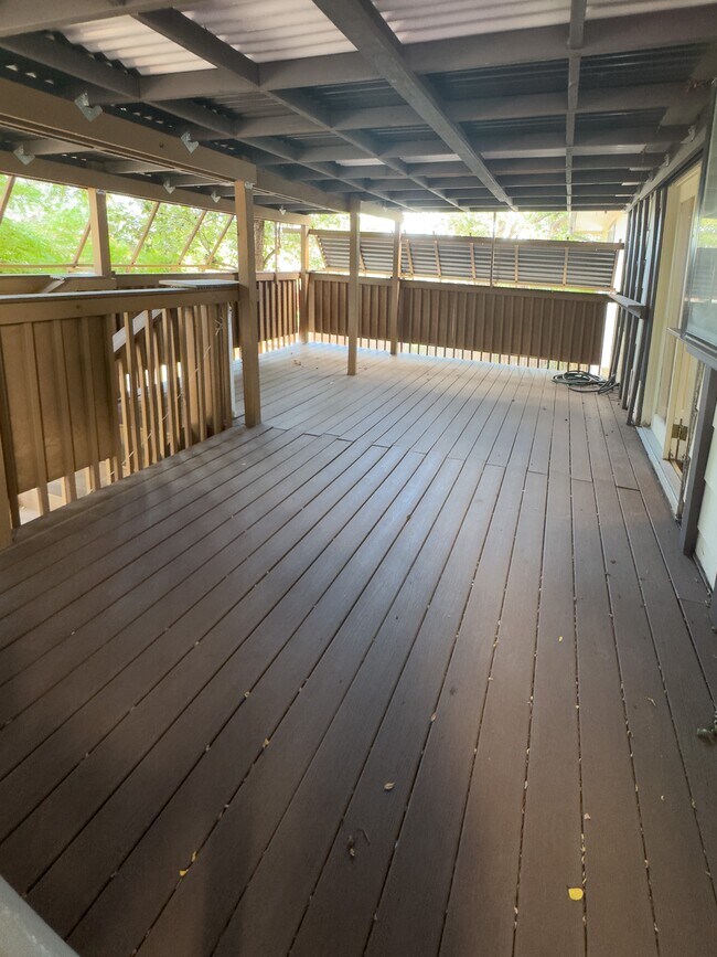 Building Photo - 65 Yank Way