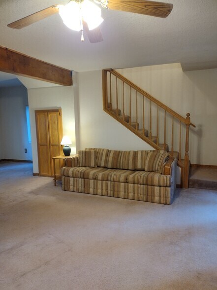 Building Photo - 1200 Aurora Ln