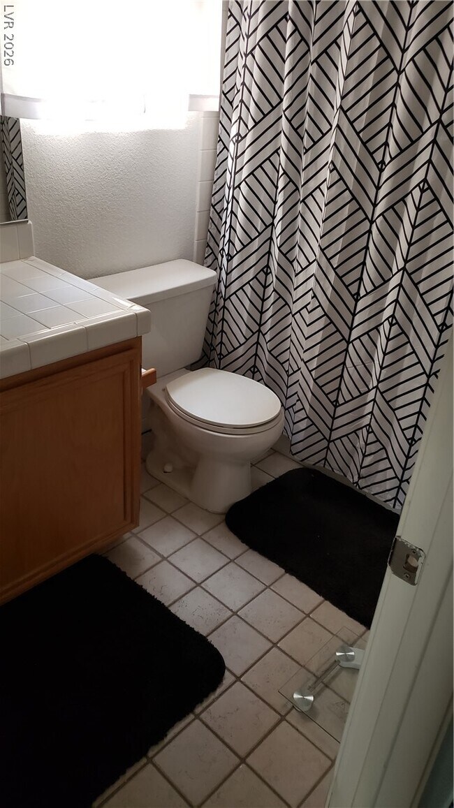 Building Photo - 606 Lively Fiesta Way