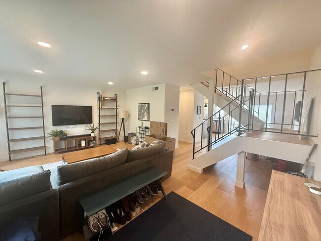 Building Photo - 1142 Arbor Vista Way