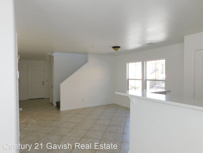 Building Photo - 3 br, 2.5 bath House - 1098 Paradise Resor...