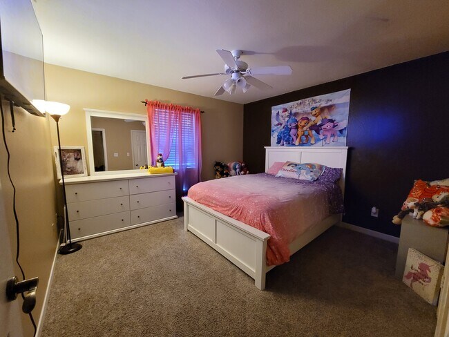 Building Photo - 4105 Bill Owens Pkwy