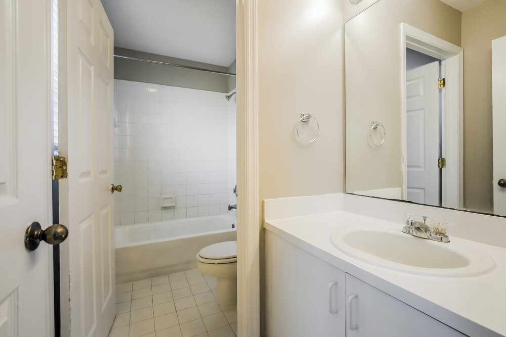 Building Photo - 3372 Orinoco Ln