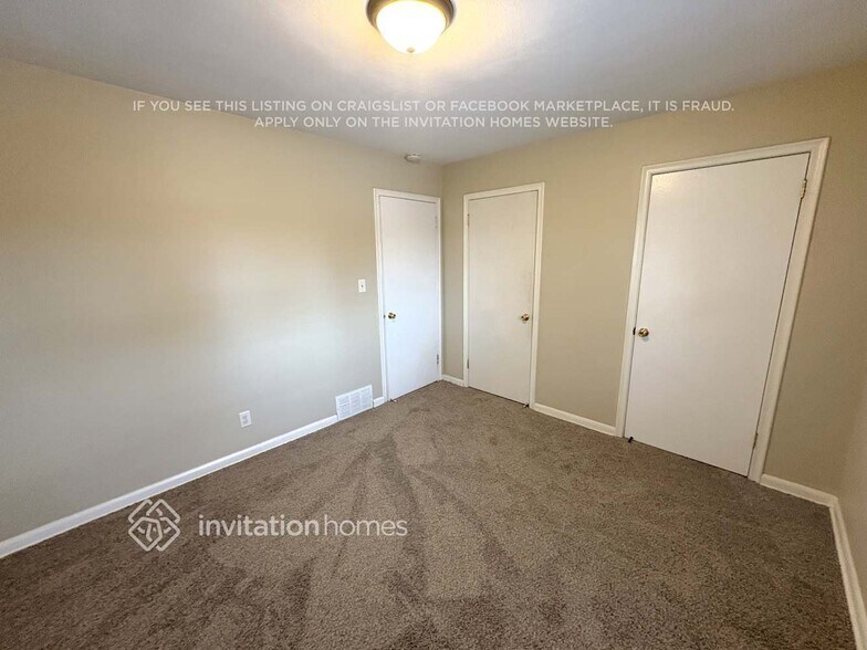 Building Photo - 2241 Randy Ave