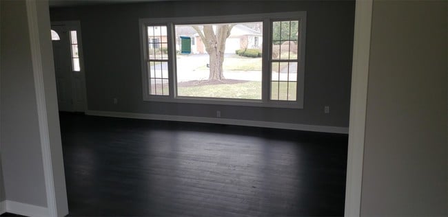 Building Photo - 5782 Hoylake Dr