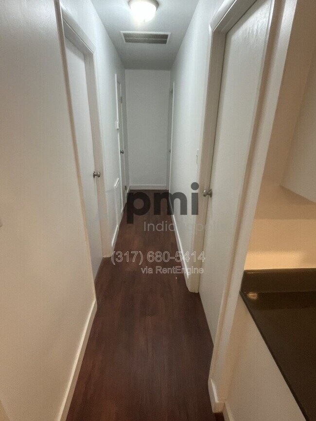 Building Photo - 4239 Crittenden Ave